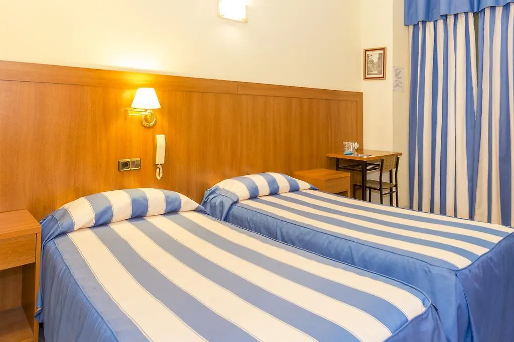 Pension Coral Barcelone 2*,